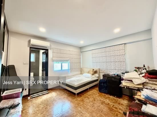 Dyson Road (D11), Terrace #556979151